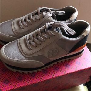 Tory Burch sawtooth logo sneaker